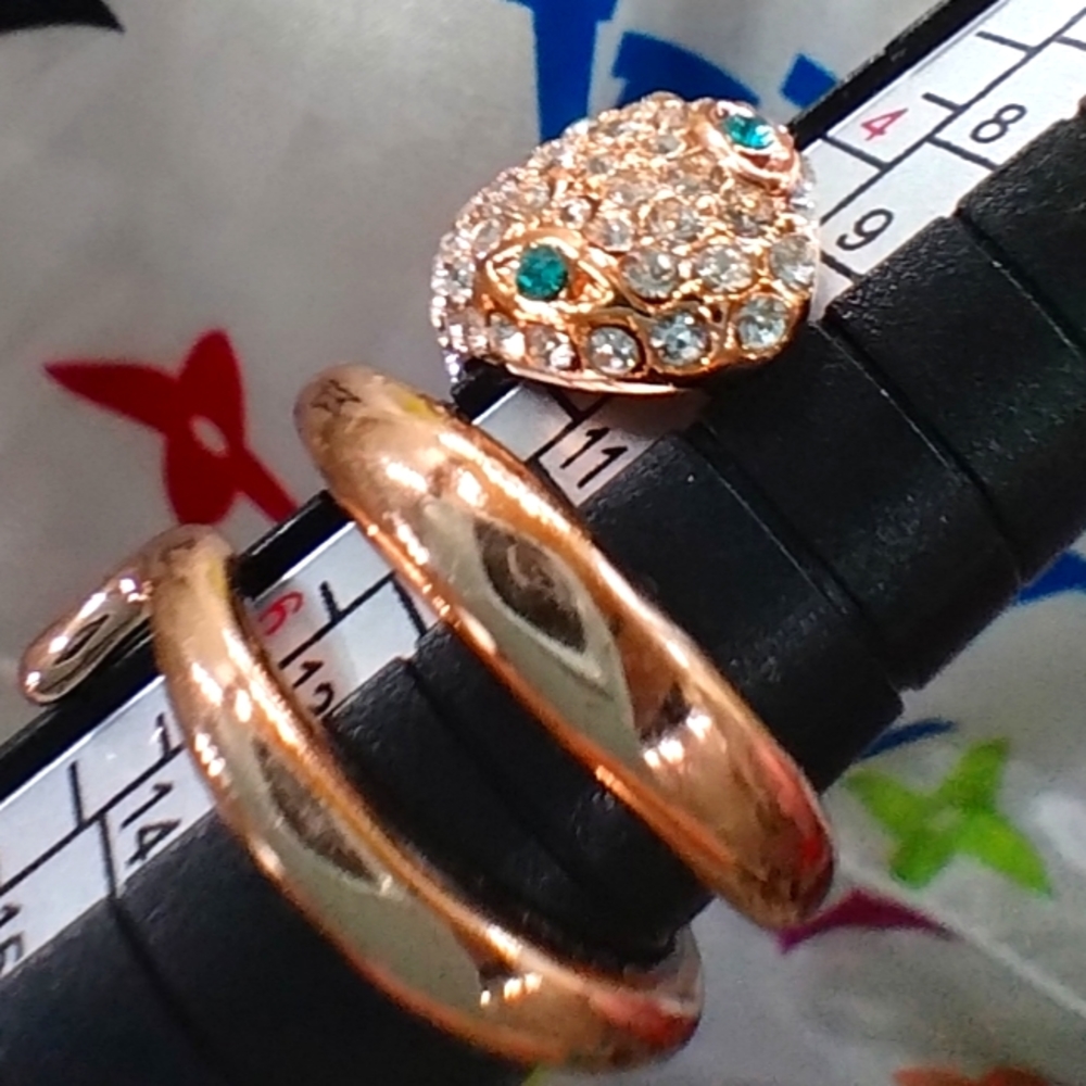 Snake Ring 18KGP Crystal Cluster Head Green Rhinestone Eyes